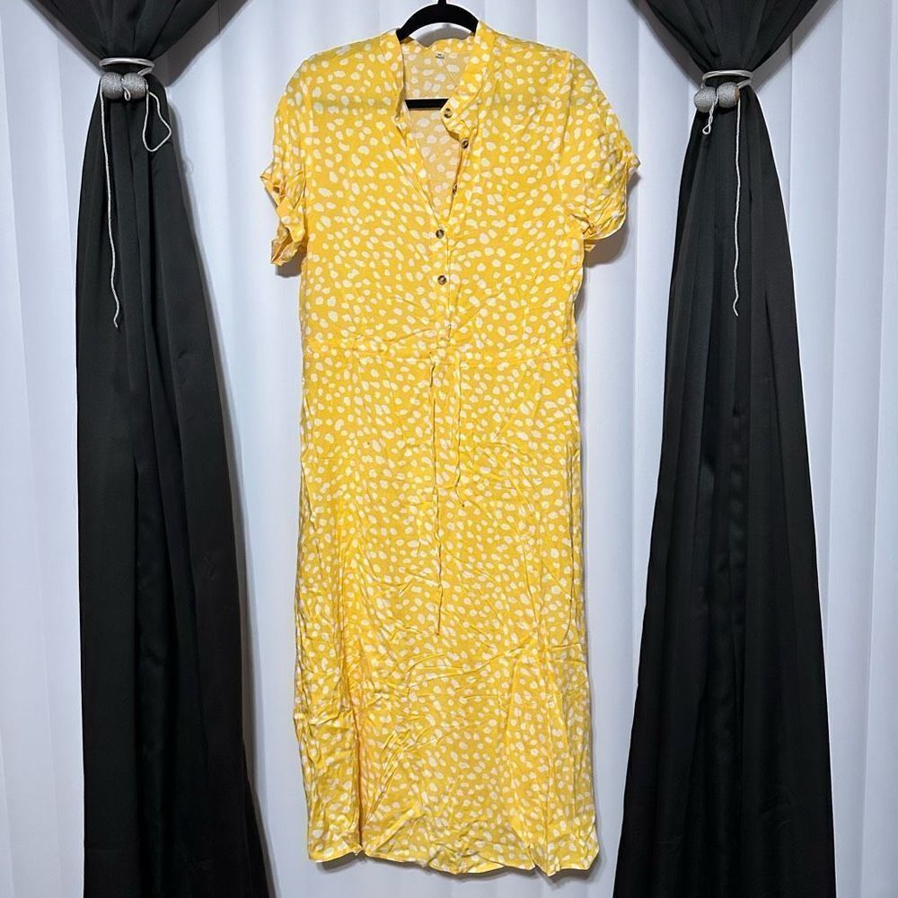 Yellow polka dot style long summer dress